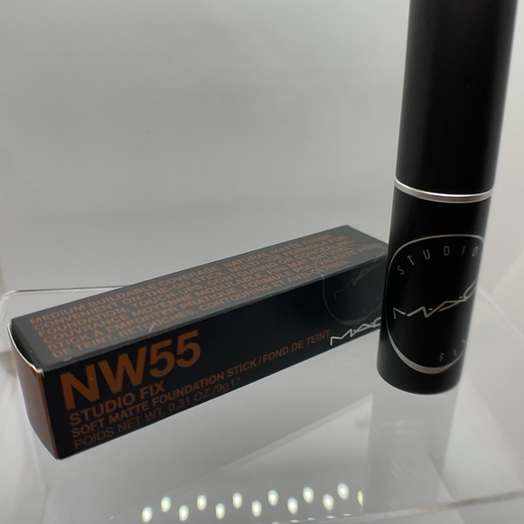 NW55 Studio Fix Soft Matte Foundation Stick - Picture 2 of 2